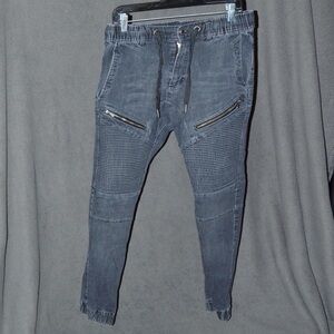 CSG jeans size Medium